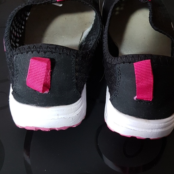 ๐2 FOR $10๐ Mesh Walking Shoe (firm price) - Picture 3 of 4